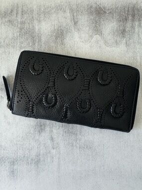 Vilenca Holland Leather Large Zip Around Peacock Stitch Wallet Black